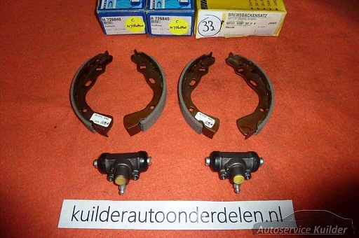 Remschoenset + remcilinders Kia Pride Mazda 121 Bekend Merk Nieuw in de doos