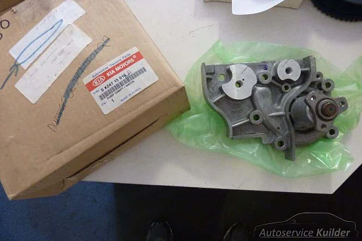 Waterpomp KIA carens clarus Nieuw Origineel KIA