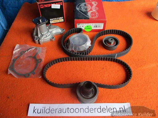 Distributieset + WP Nissan Sunny Almera 2,0D Gates Nieuw