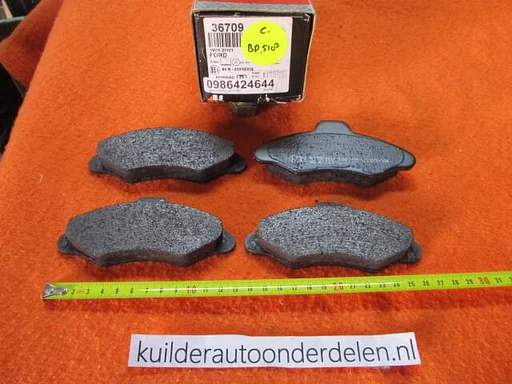 Remblokken Voorzijde Ford Escort Orion '90-'01 ABS nieuw  1015598