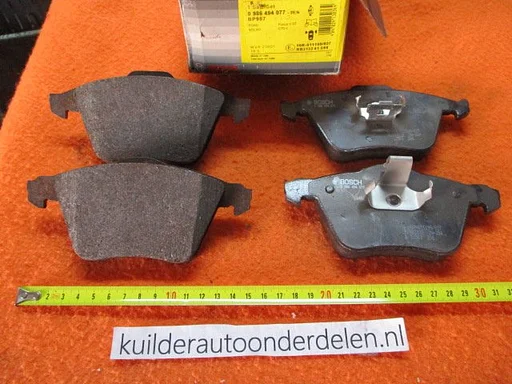 Remblokken Ford focus Mazda 3 Saab 9-3 9-3X Volvo C70 S40 voorzijde Bosch