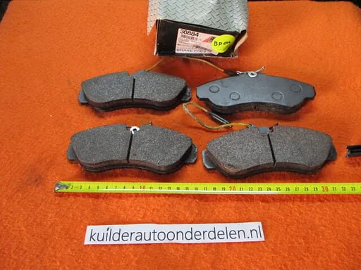 Remblokken voorzijde Citroen Jumper Fiat Ducato Peugeot Boxer 1994-2002 ABS  LP1749  425118