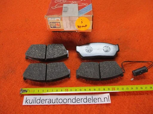 Remblokken voorzijde Rover 200 I sedan QH bp412   GBP310AF