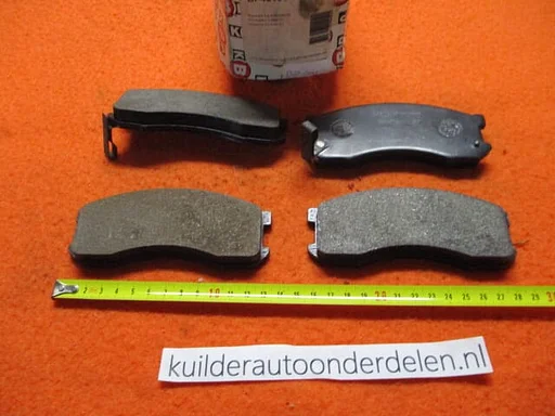 Remblokken voorzijde Mazda 626 III KBP bp4519 GN513328Z