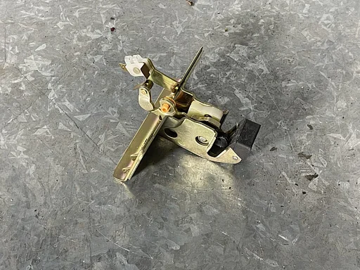 UPR TAILDOOR LOCK ASM - LANDWIND X6/NEW VISION