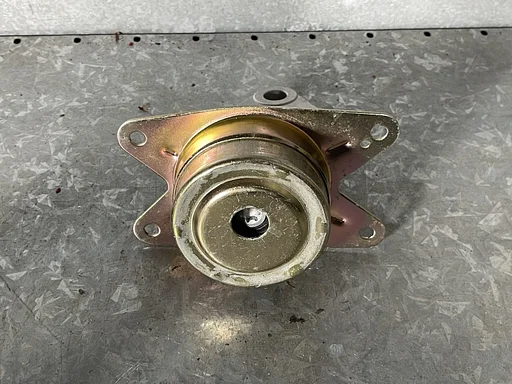 BRACKET ASSY,ENGINE MOUNTING L - LANDWIND CV9