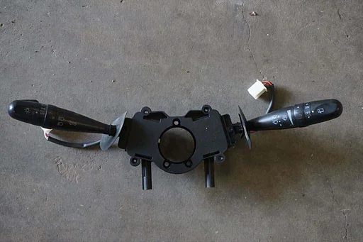 STUURWIELSCHAKELAAR - LANDWIND CV9