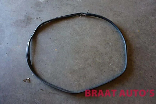 INSTAP-/DEURRUBBER RECHTSACHTER - LANDWIND CV9