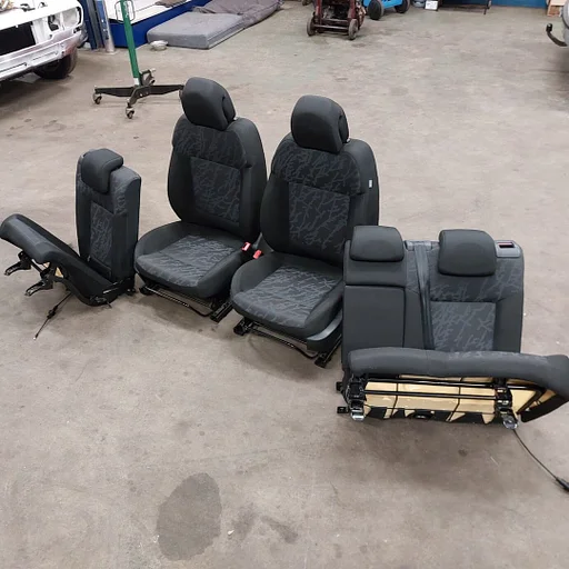 voor stoelen en achterbank peugeot 3008