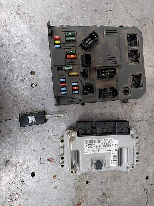 ecu set peugeot 1007 1.6 16v