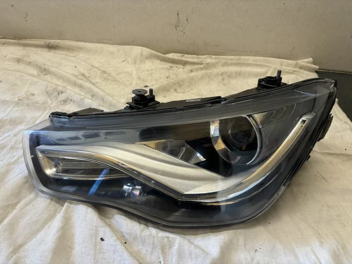 Audi A1 Linker Koplamp Compleet 8X0941005