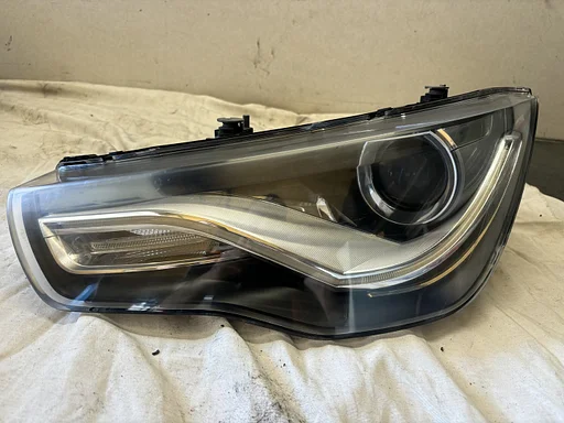 Audi A1 Linker Koplamp Compleet 8X0941005