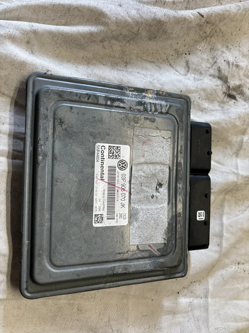 Volkswagen Polo 1.2 Computer Management 03F906070JK