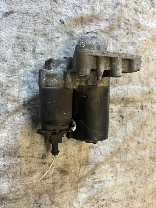 Peugeot 208i Startmotor 0001106405