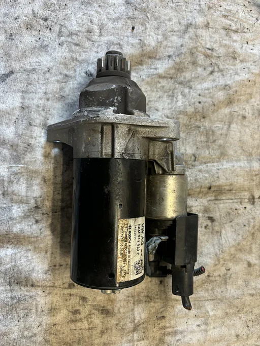 Volkswagen Polo 6R Startmotor 0AM911023F