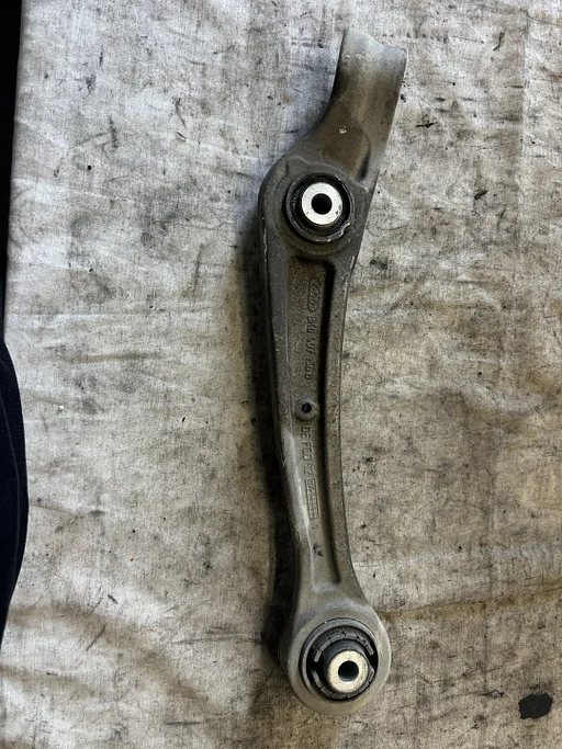 Audi A4 (B8) Draagarm Boven Links-Voor 8K0407156B