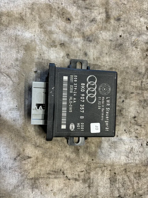Audi A4 (B8) Bochtverlichting 8K0907357B