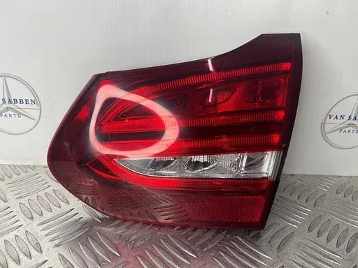 Achterlicht rechts van een Mercedes C-Klasse