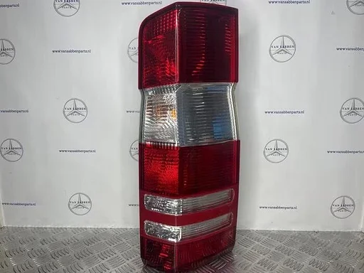 Achterlicht rechts van een Mercedes Sprinter