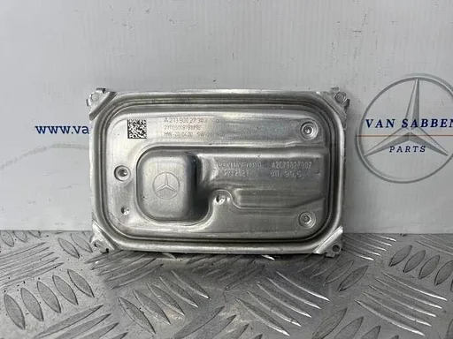 Xenon module van een Mercedes E-Klasse