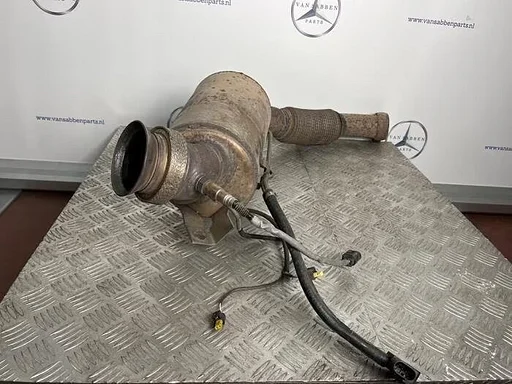 Katalysator van een Mercedes Vito