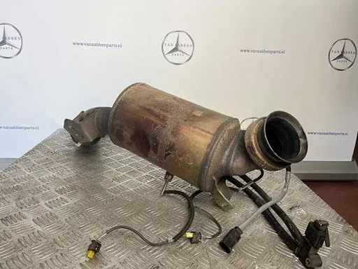 Katalysator van een Mercedes Vito