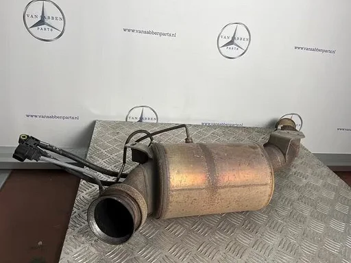 Katalysator van een Mercedes Vito