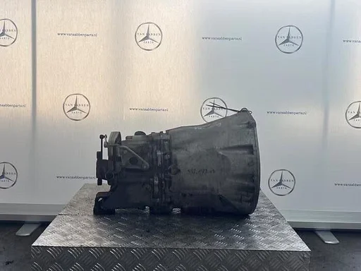 Versnellingsbak van een Mercedes Vito