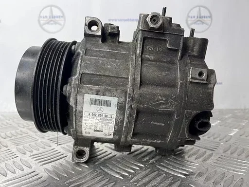 Aircopomp van een Mercedes C-Klasse