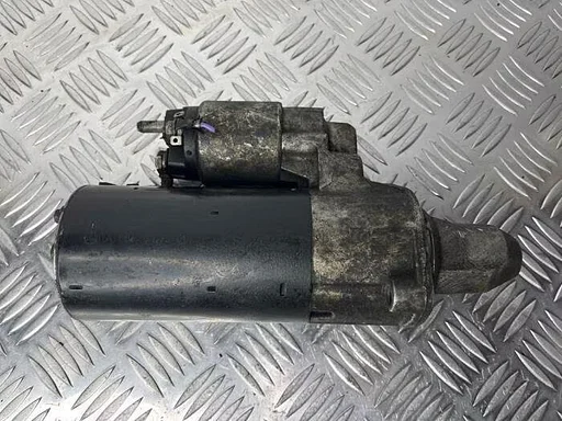 Startmotor van een Mercedes CLS-Klasse