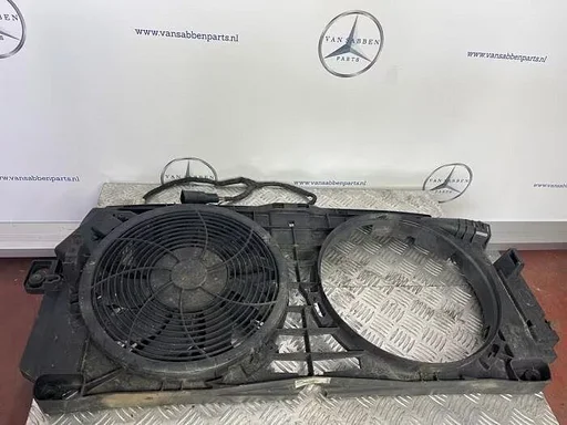 Koelvin Motor van een Mercedes Sprinter