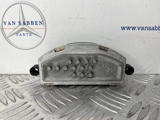 Kachel Weerstand van een Mercedes Vito