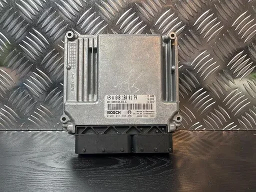Computer Motormanagement van een Mercedes E-Klasse