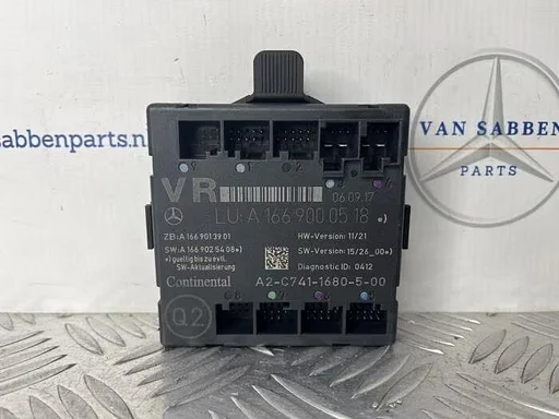 Centrale Deurvergrendelings Module van een Mercedes A-Klasse
