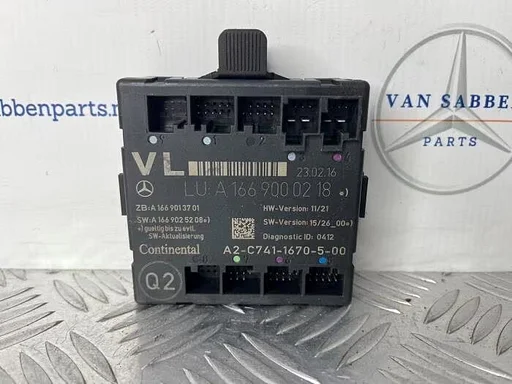 Centrale Deurvergrendelings Module van een Mercedes B-Klasse