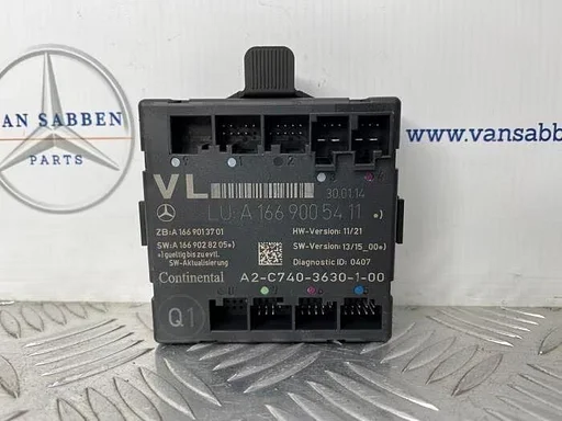 Centrale Deurvergrendelings Module van een Mercedes B-Klasse