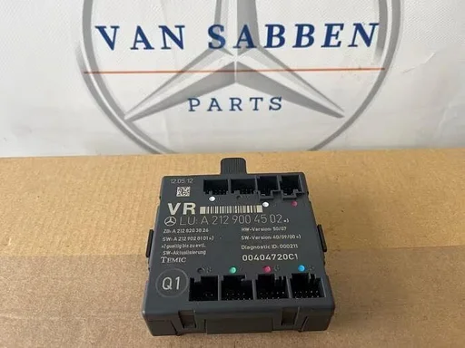 Centrale Deurvergrendelings Module van een Mercedes C-Klasse