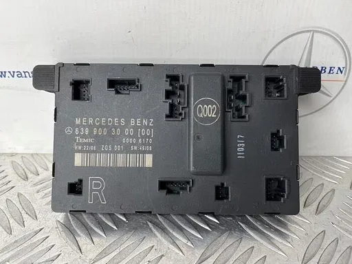 Centrale Deurvergrendelings Module van een Mercedes Vito
