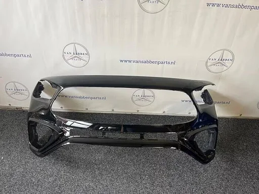 Voorbumper van een Mercedes GLA (191)