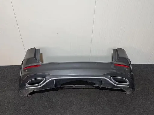 Achterbumper van een Mercedes B-Klasse (787)