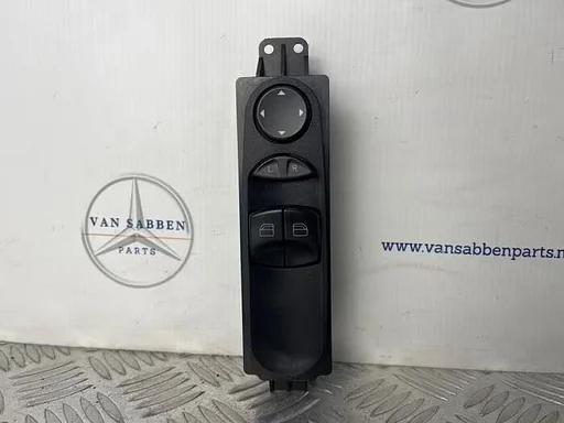Elektrisch Raam Schakelaar van een Mercedes Sprinter