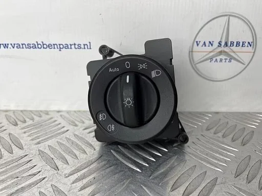 Licht Schakelaar van een Mercedes Citan