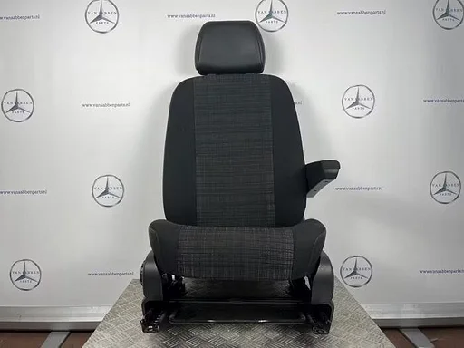 Stoel rechts van een Mercedes Sprinter