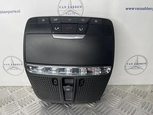 Binnenverlichting voor van een Mercedes C-Klasse