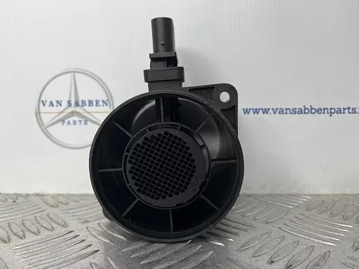 Luchtmassameter van een Mercedes Sprinter