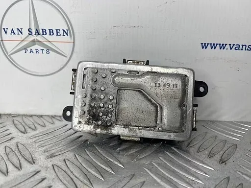 Spanningsregelaar van een Mercedes CLS-Klasse