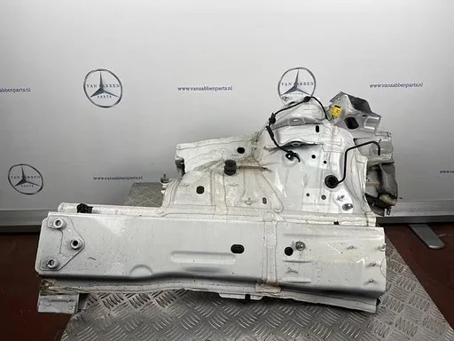 Snijdeel rechts-voor van een Mercedes A-Klasse (149)