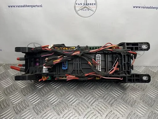 Zekeringkast van een Mercedes Vito