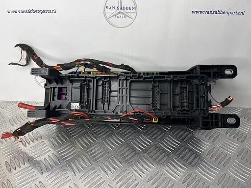 Zekeringkast van een Mercedes Vito