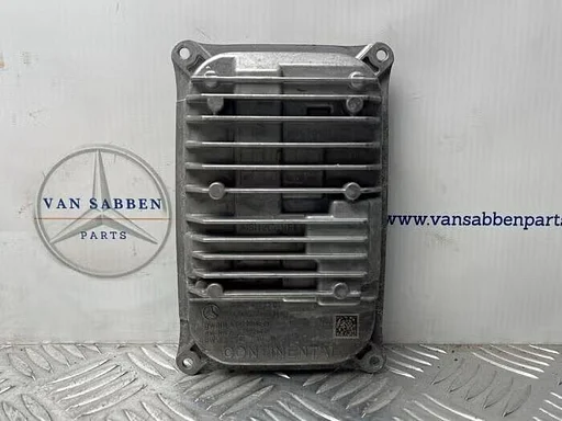 Module LED koplamp van een Mercedes CLA